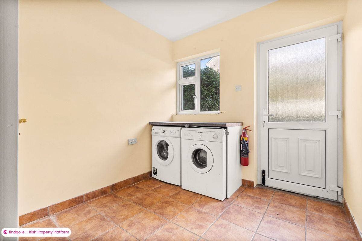 Semi-detached house for Sale in Glanmire, Cork, T45 DX85