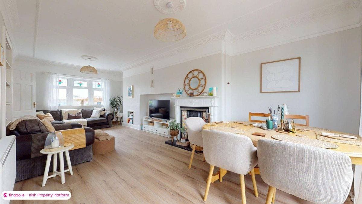 Semi-detached house for Sale in Dublin 13