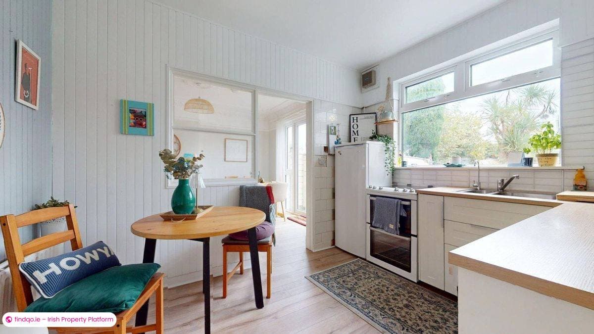 Semi-detached house for Sale in Dublin 13