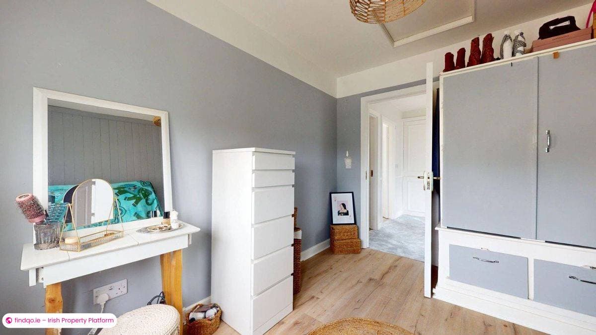 Semi-detached house for Sale in Dublin 13