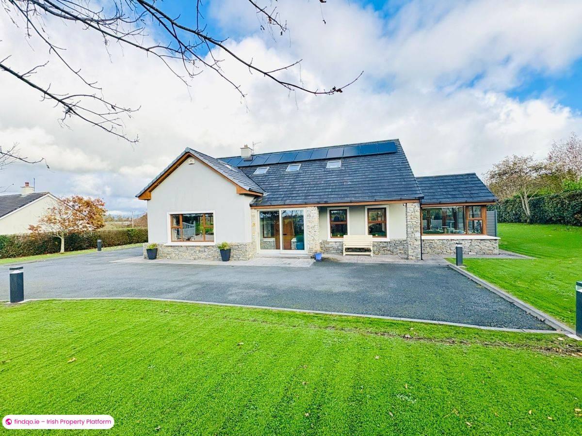 Detached house for Sale in Tralee, Kerry