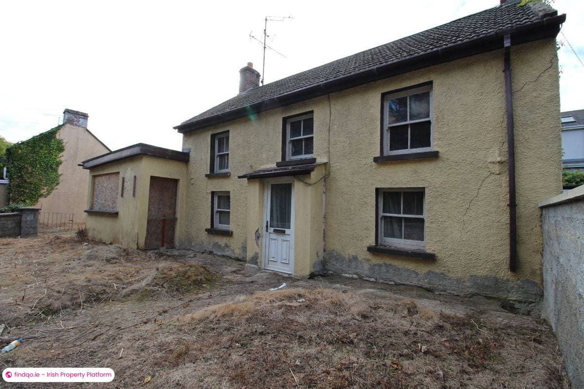 Detached house for Sale in Riverchapel, Wexford