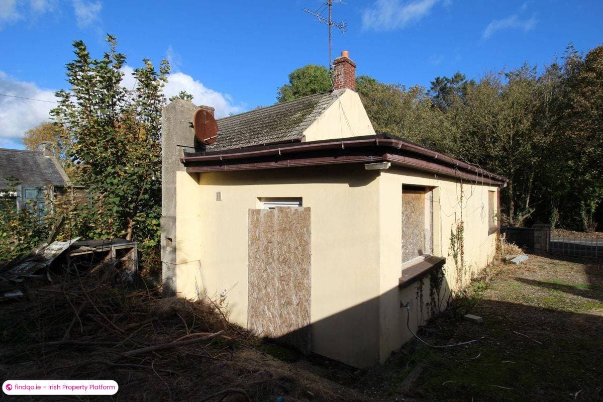 Detached house for Sale in Riverchapel, Wexford