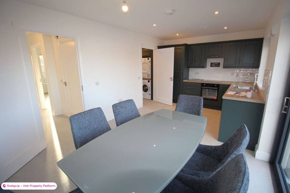 Detached house for Sale in Tullow, Carlow, R93 XPY2
