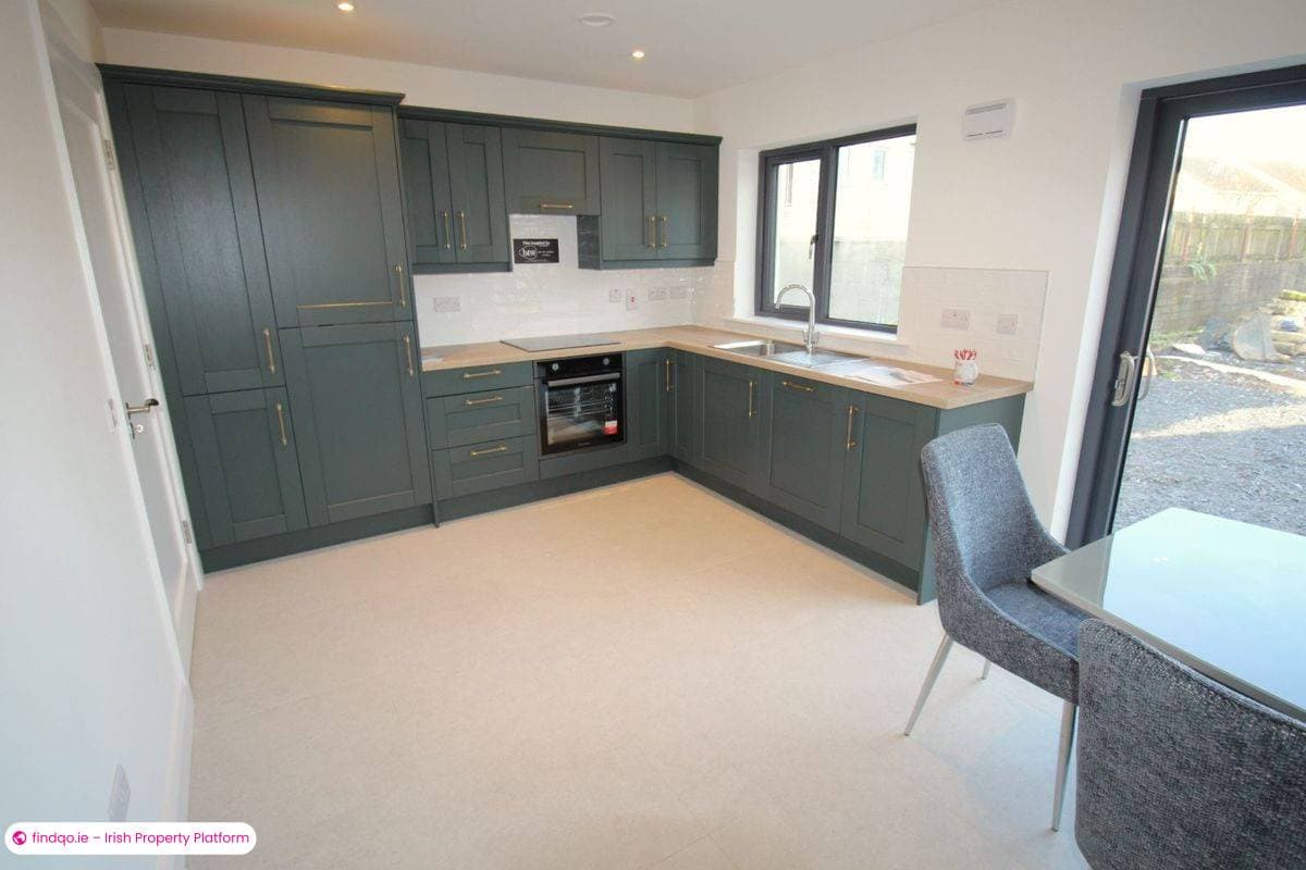 Detached house for Sale in Tullow, Carlow, R93 XPY2