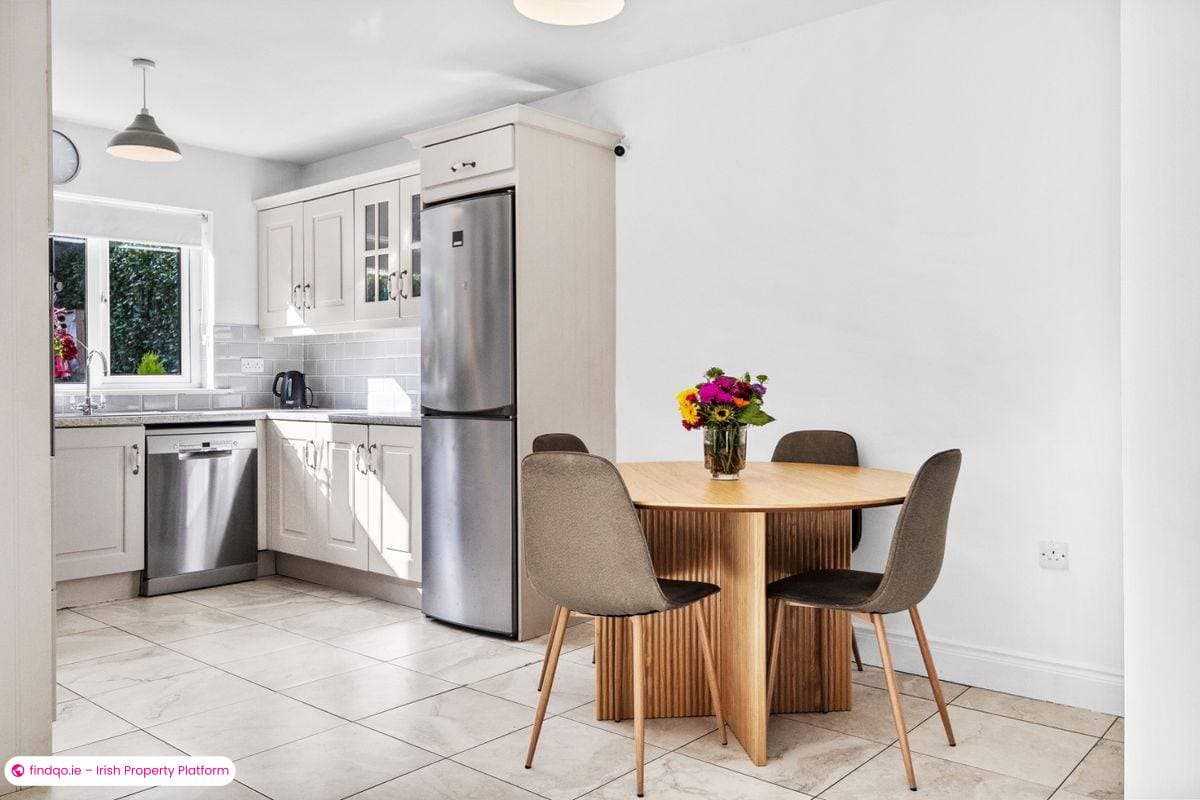 Semi-detached house for Sale in Glanmire, Cork, T45 ND27