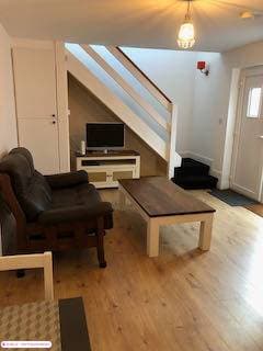 1 Bedroom House for Rent in Dun Laoghaire, Dublin (County)