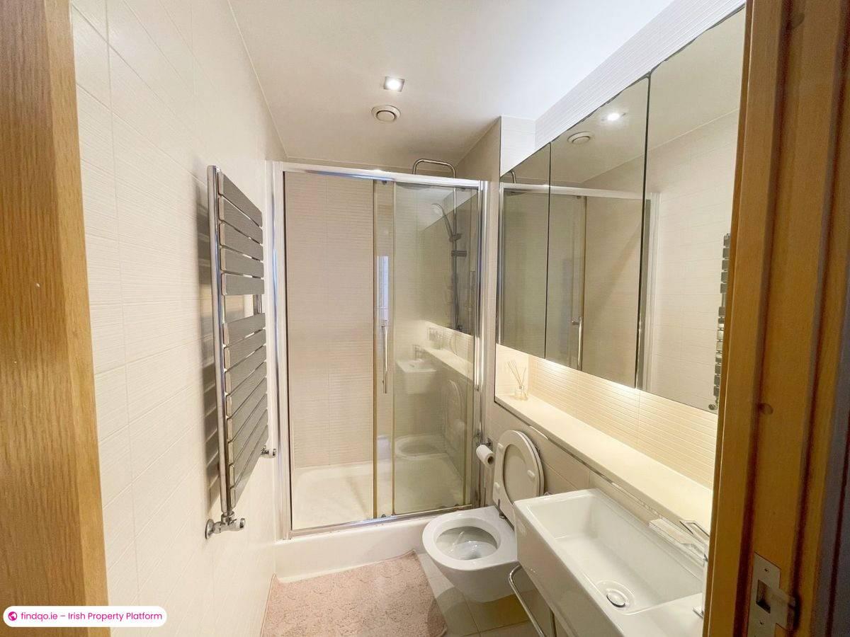 3 Bedroom Apartment for Rent in Stillorgan, Dublin (County)