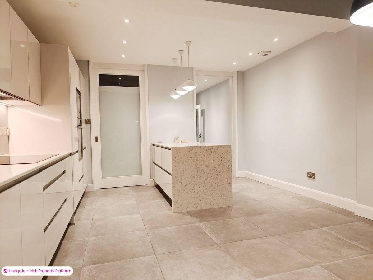 4 Bedroom House for Rent in Foxrock, Dublin 18