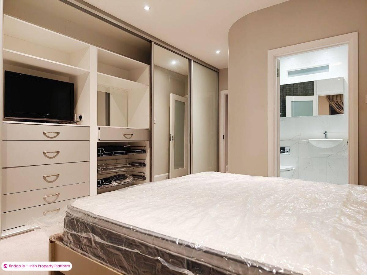 4 Bedroom House for Rent in Foxrock, Dublin 18