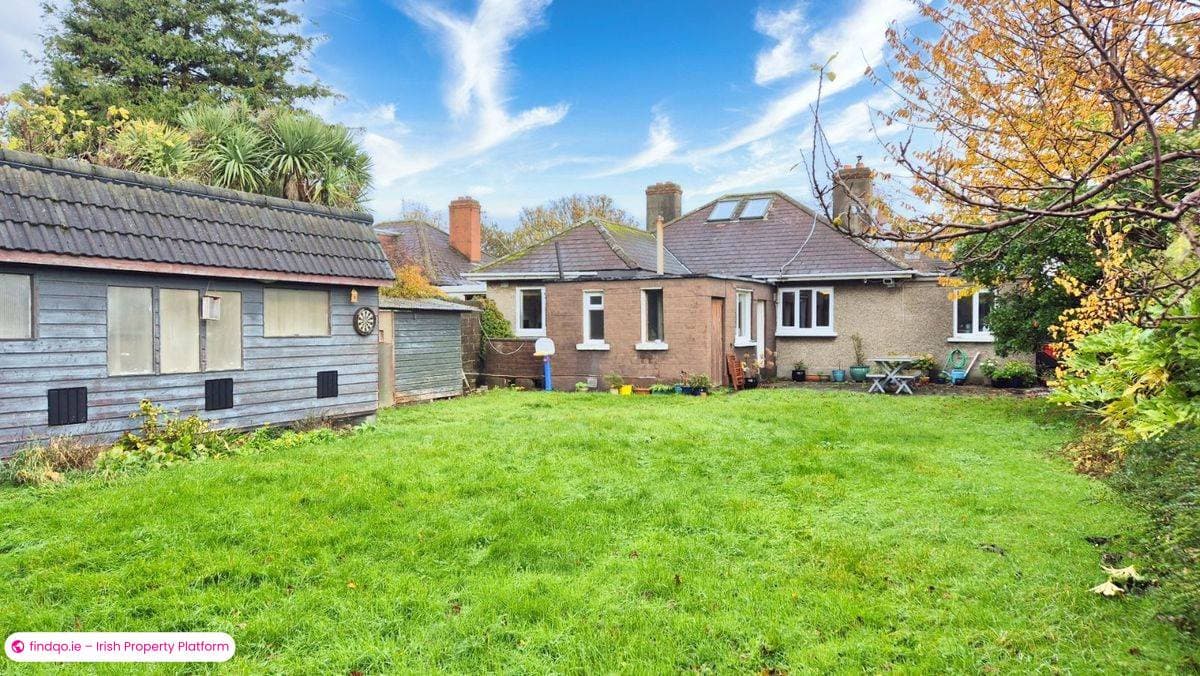 Detached house for Sale in Dublin 5