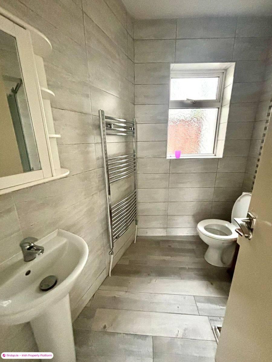 Semi-detached house for Sale in Castlebar, Mayo