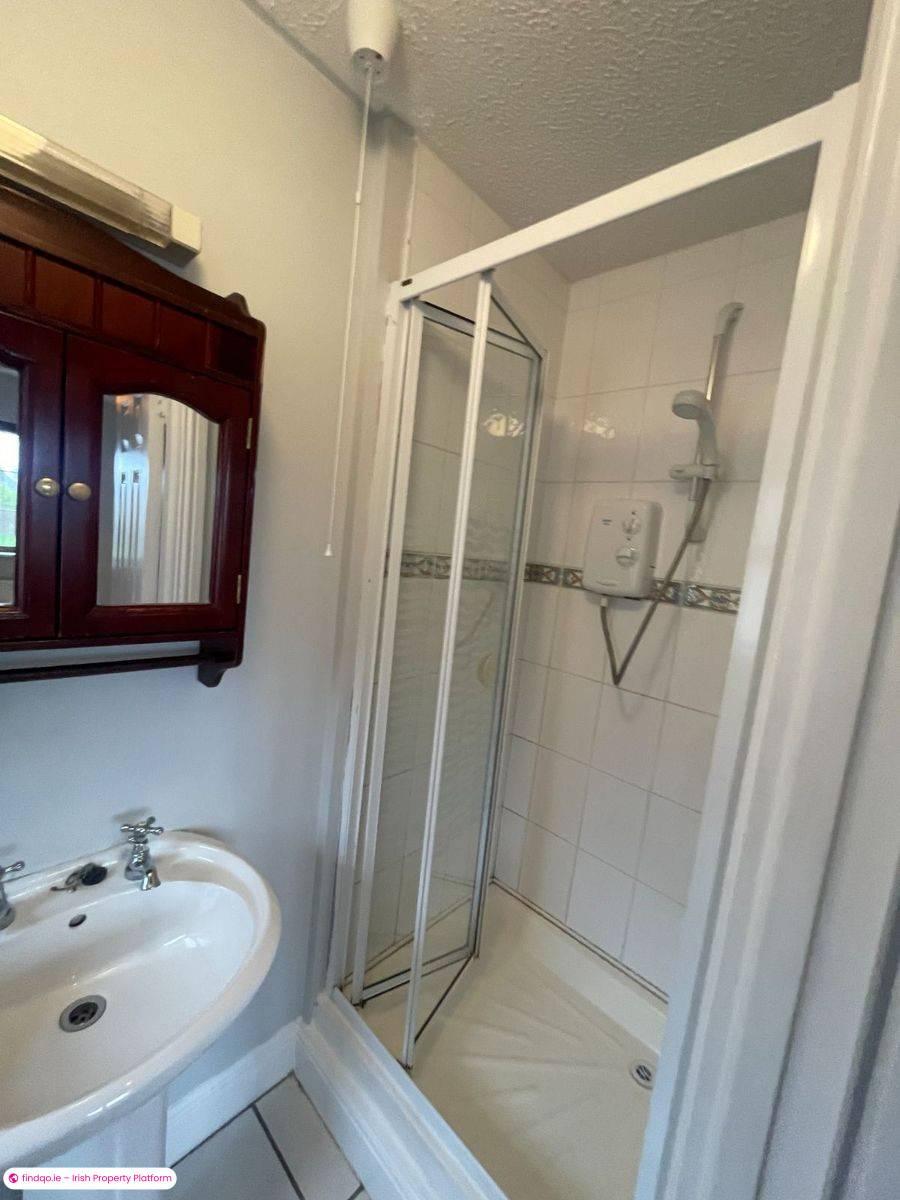 Bungalow for Sale in Passage West, Cork, T12 HYC9