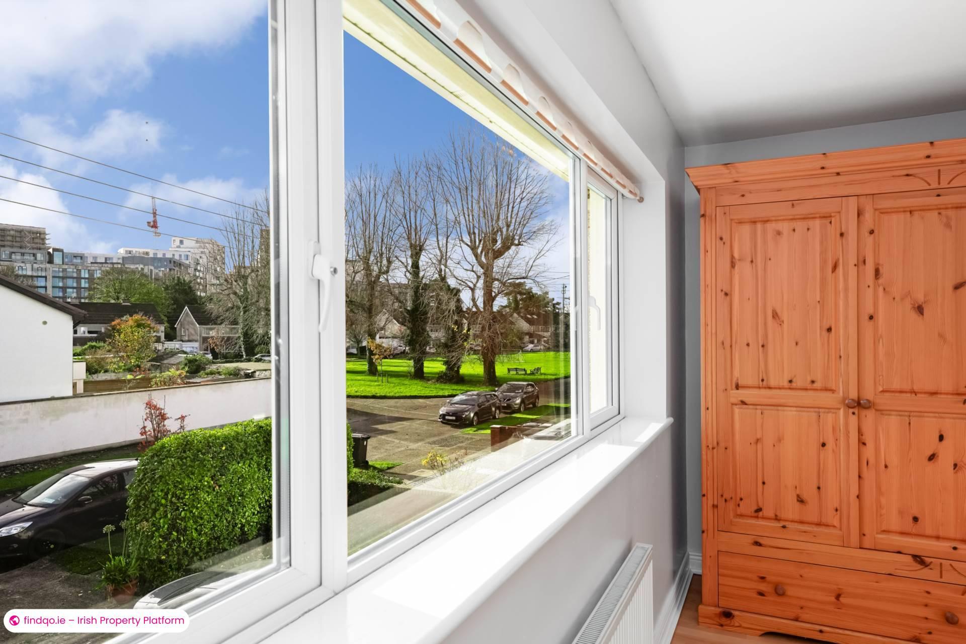 Detached house for Sale in Stillorgan, Dublin (County)