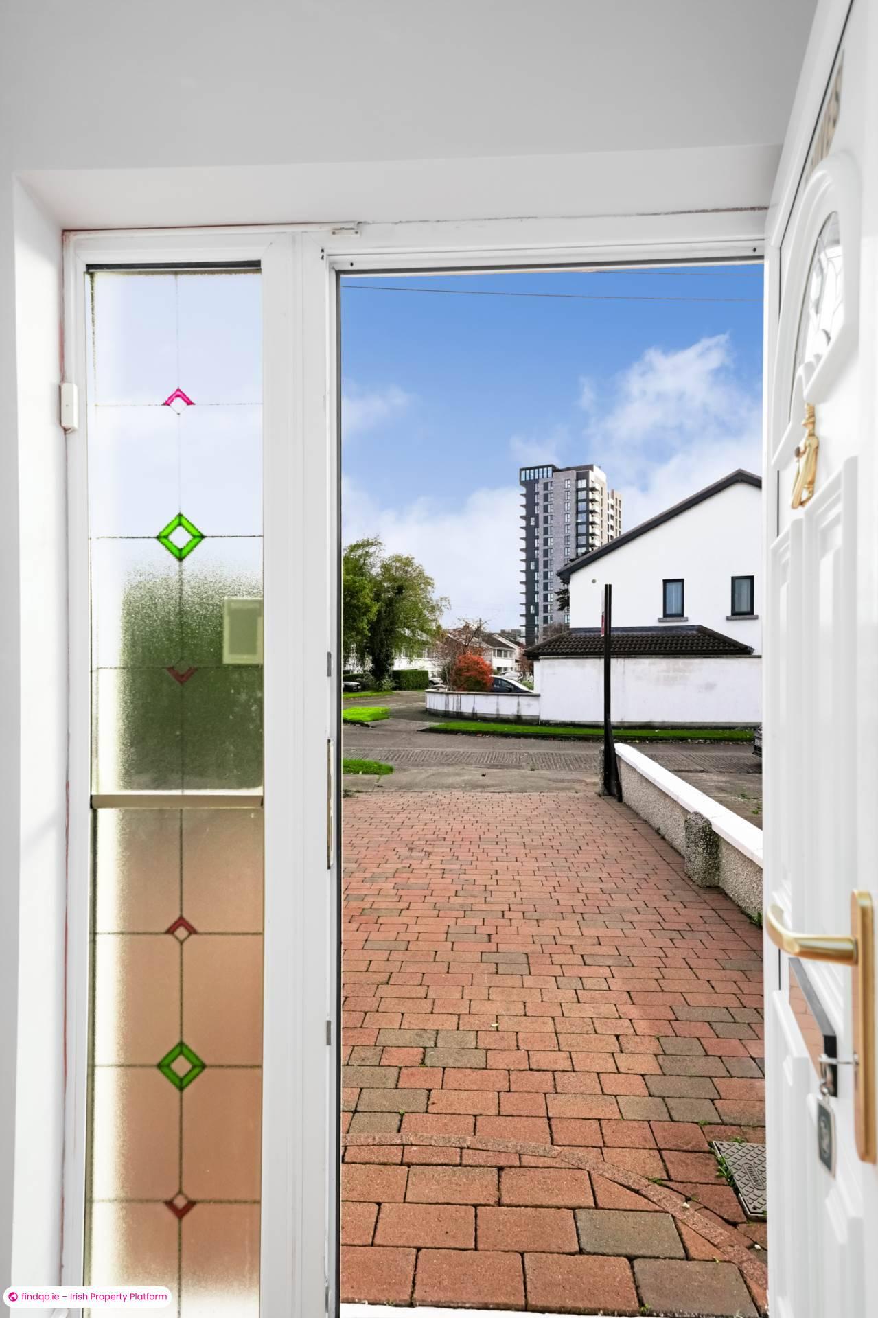 Detached house for Sale in Stillorgan, Dublin (County)