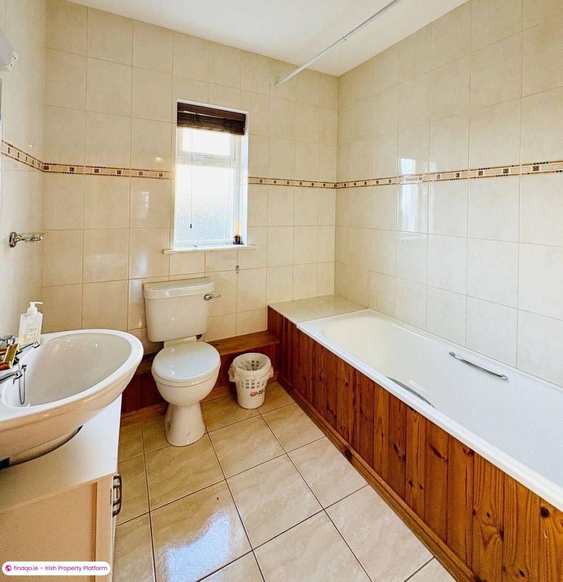 Semi-detached house for Sale in Tralee, Kerry