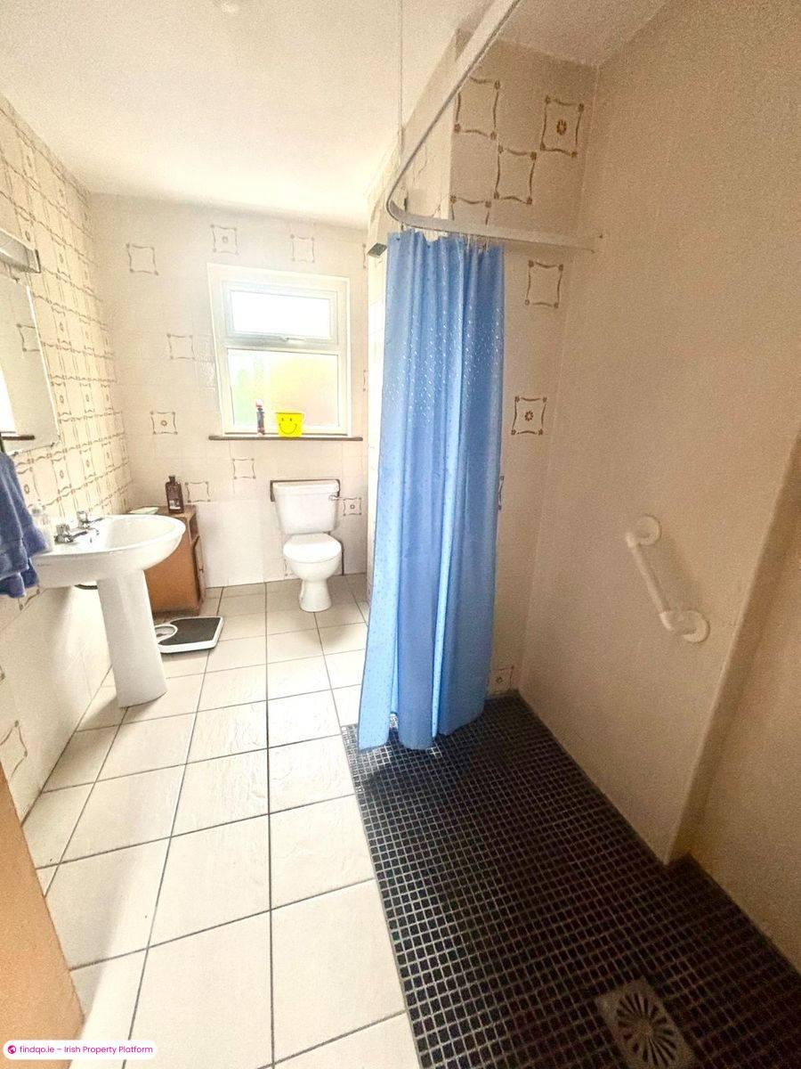 Detached house for Sale in Castlebar, Mayo