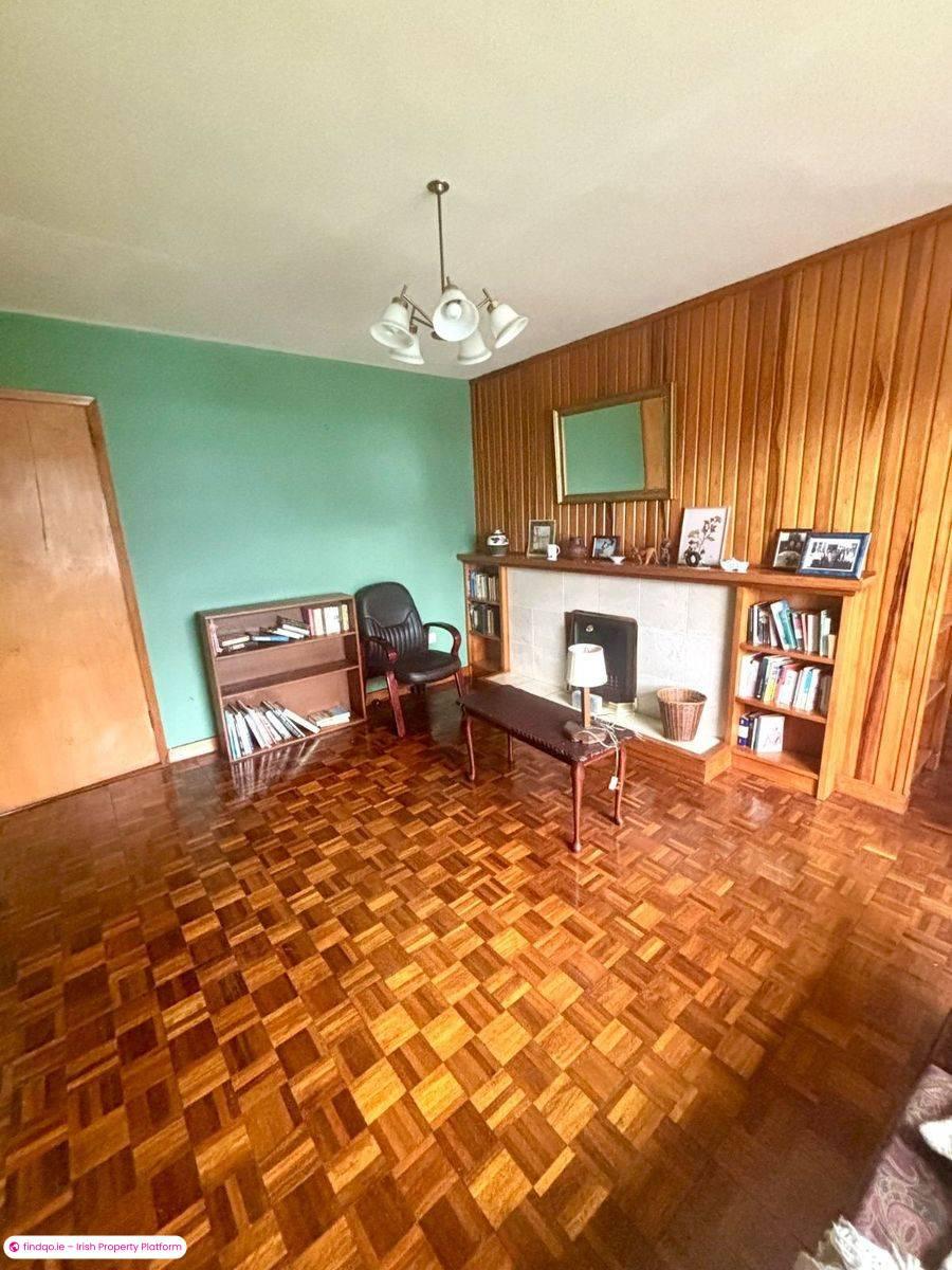 Detached house for Sale in Castlebar, Mayo