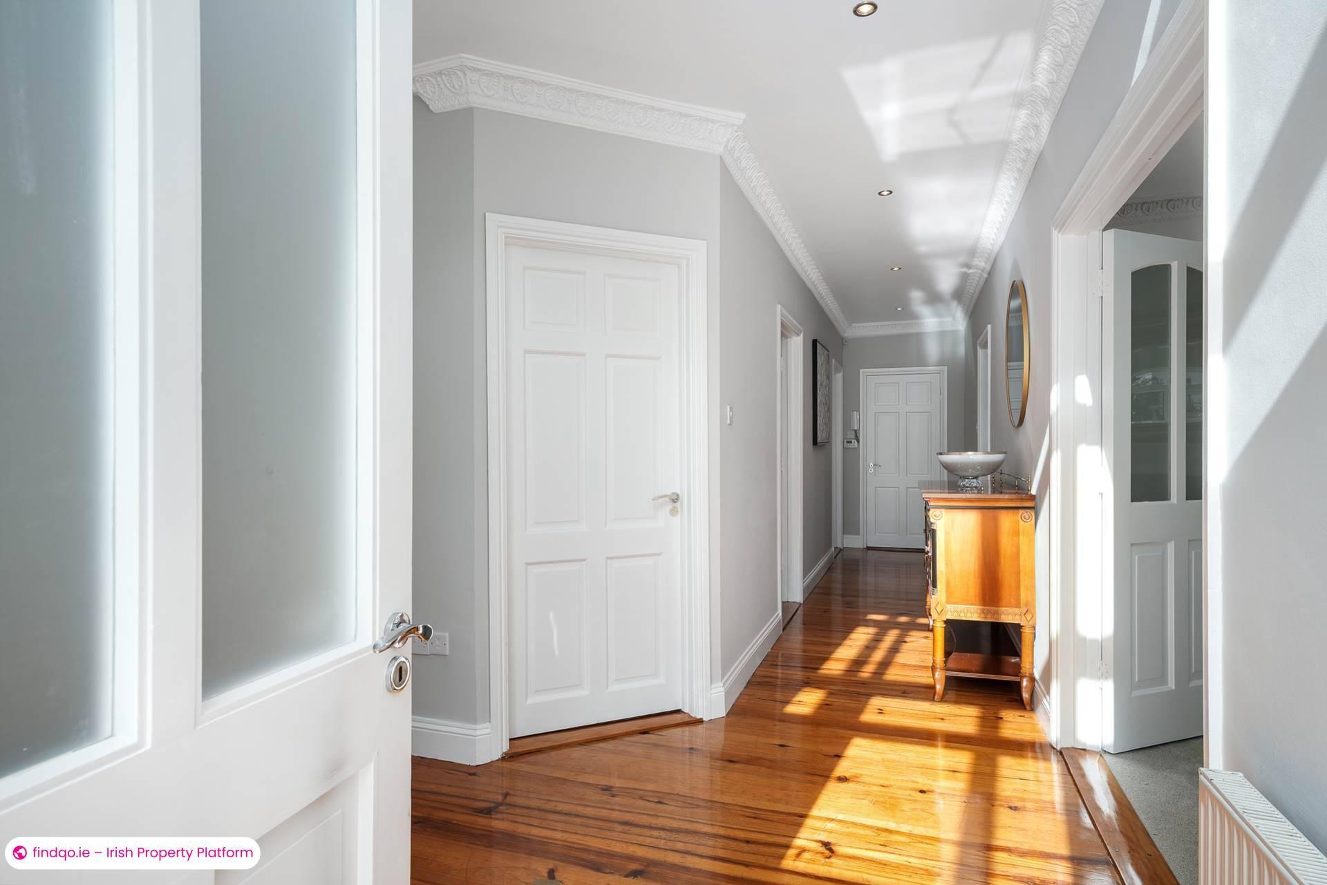 Detached house for Sale in Shankill, Antrim