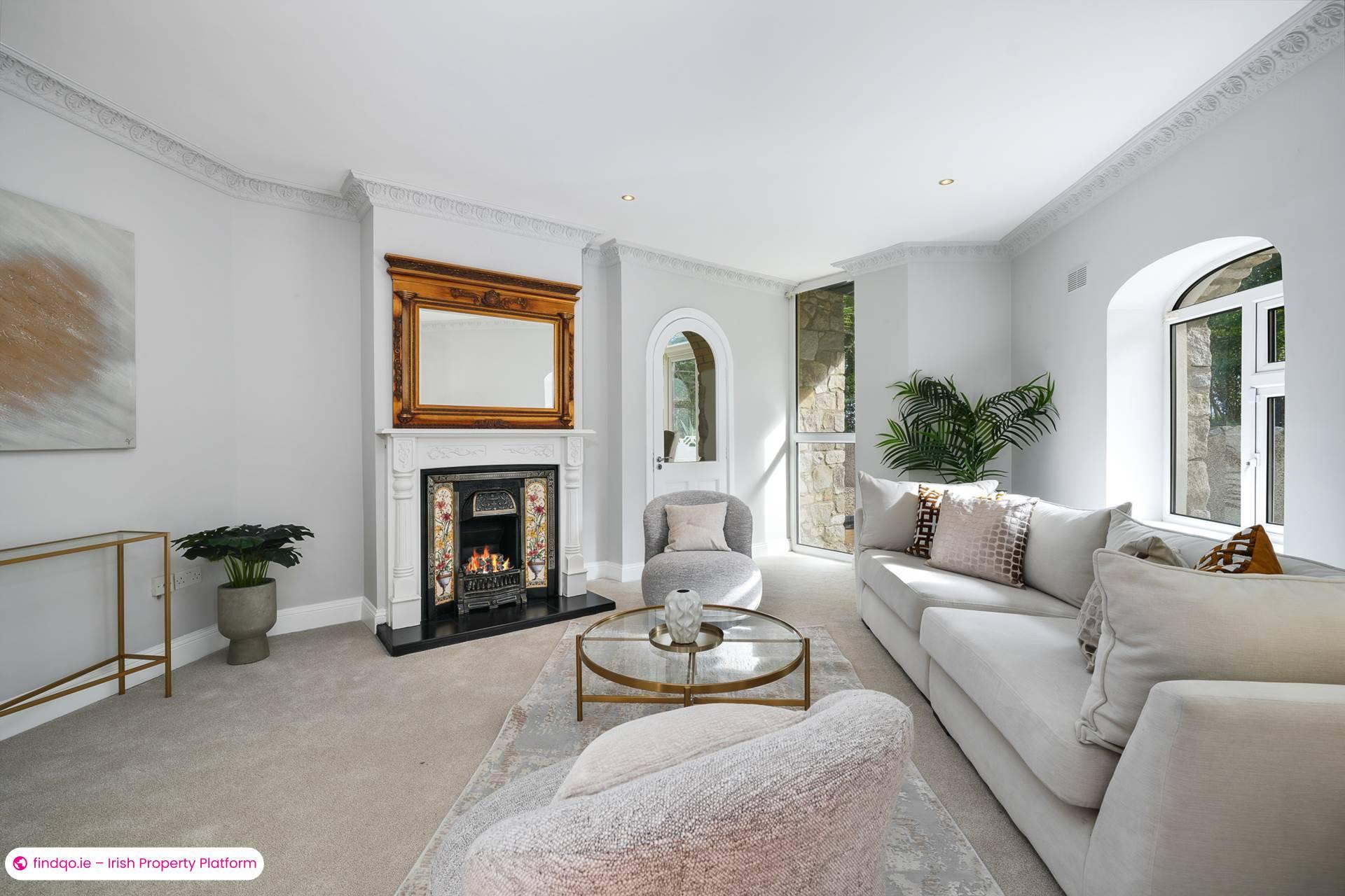 Detached house for Sale in Shankill, Antrim