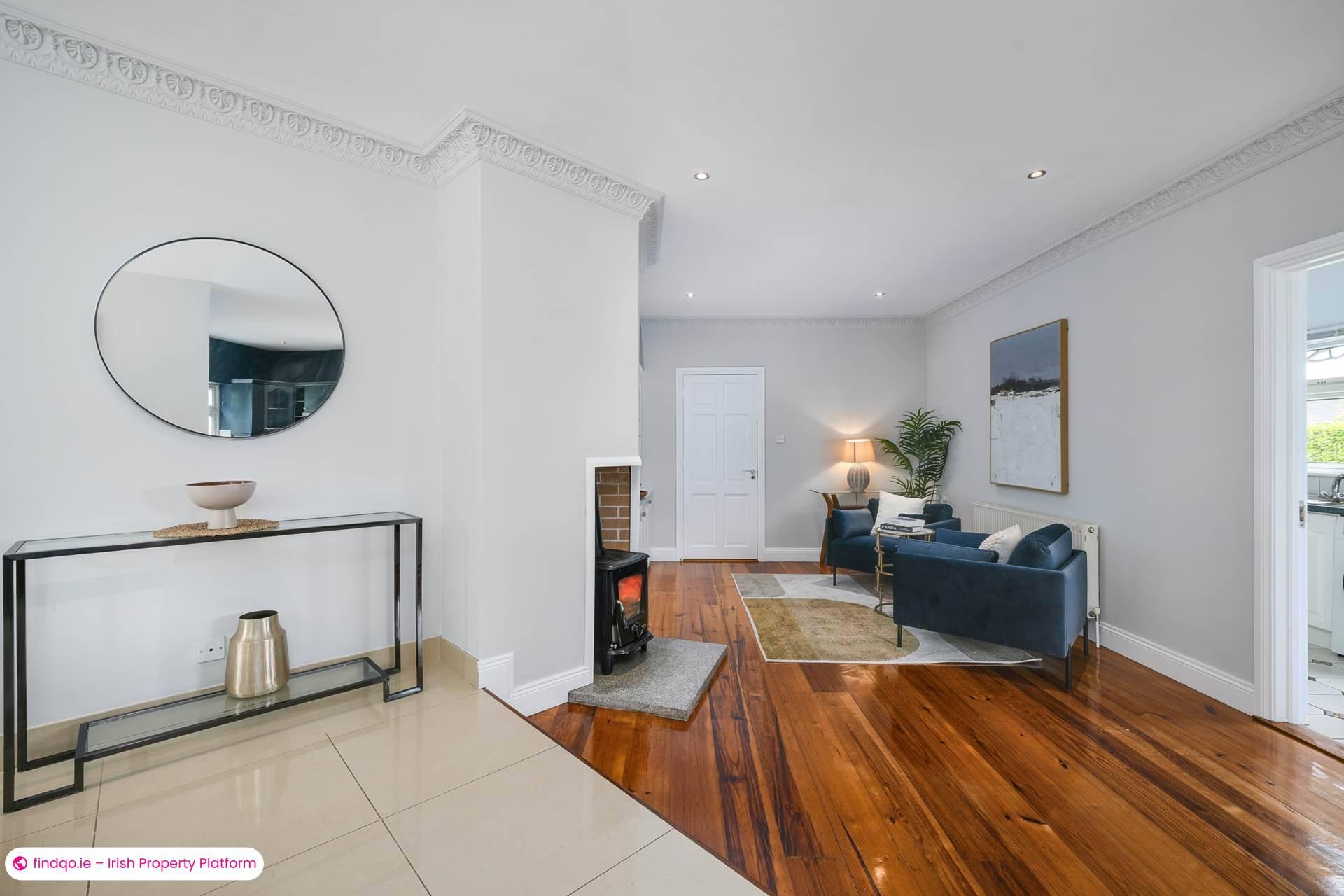 Detached house for Sale in Shankill, Antrim