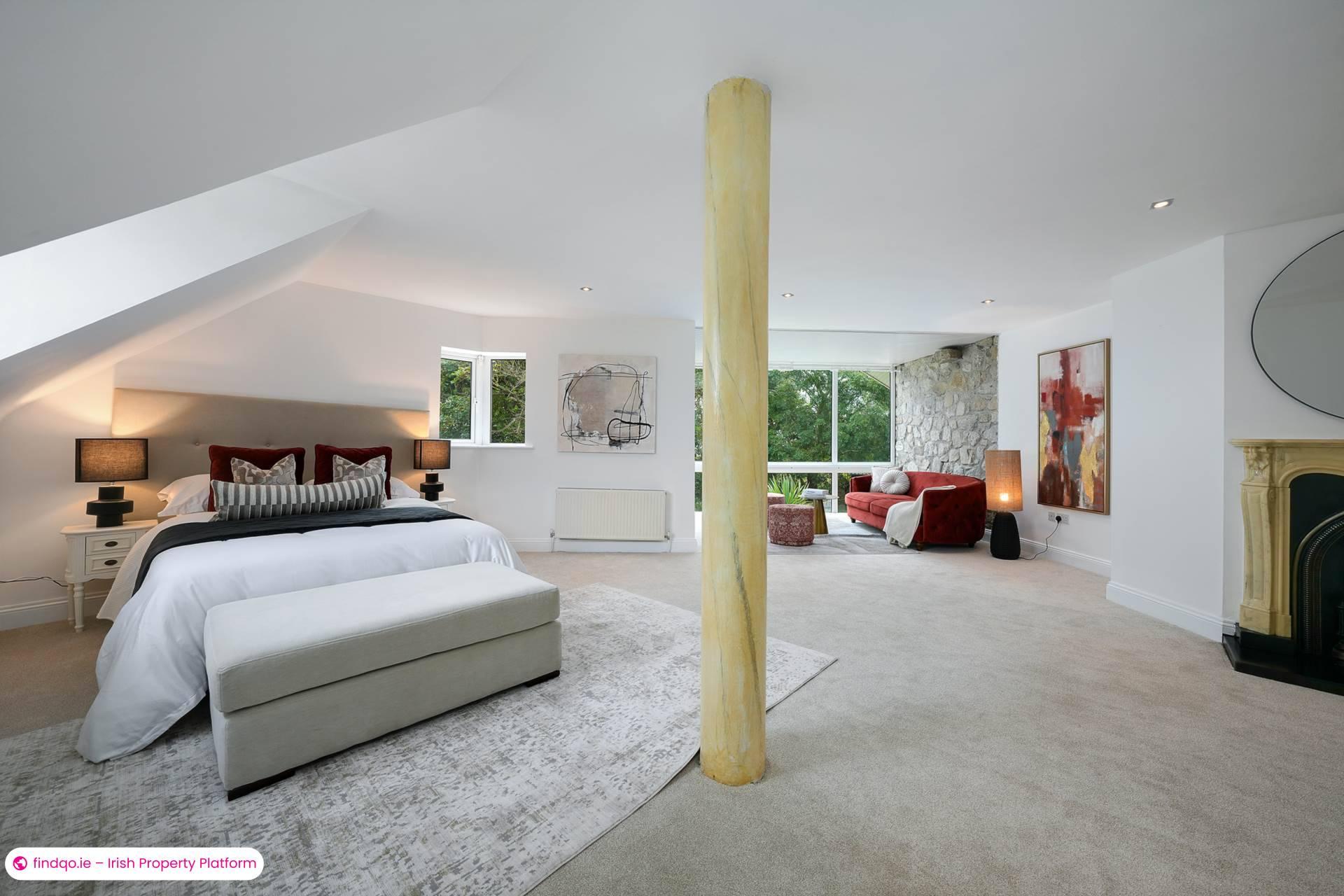 Detached house for Sale in Shankill, Antrim