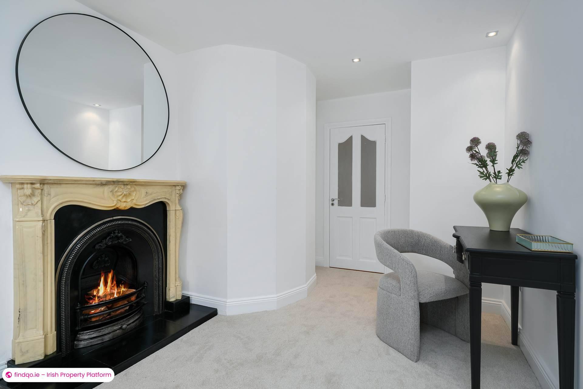 Detached house for Sale in Shankill, Antrim