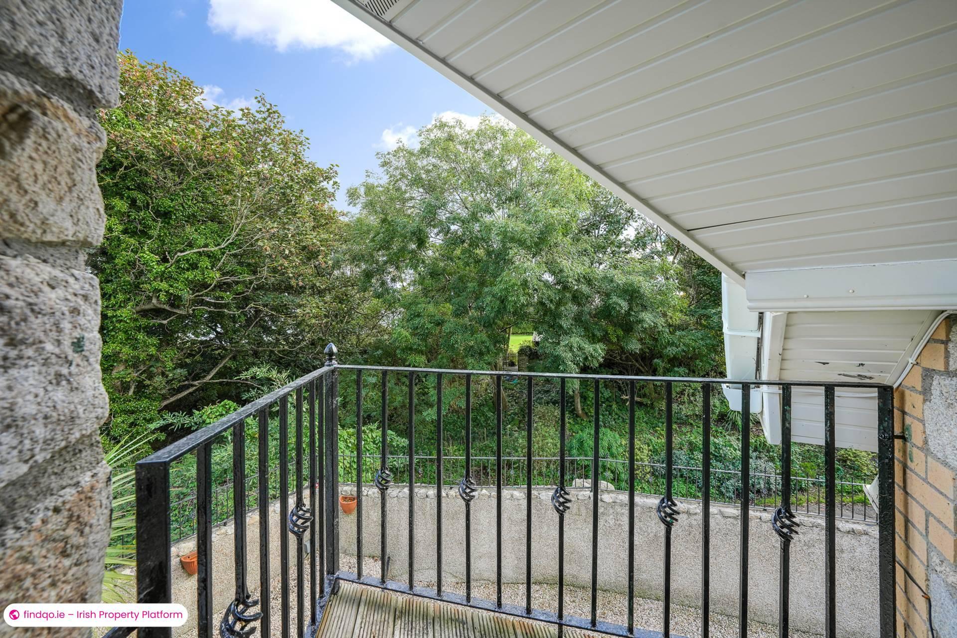 Detached house for Sale in Shankill, Antrim