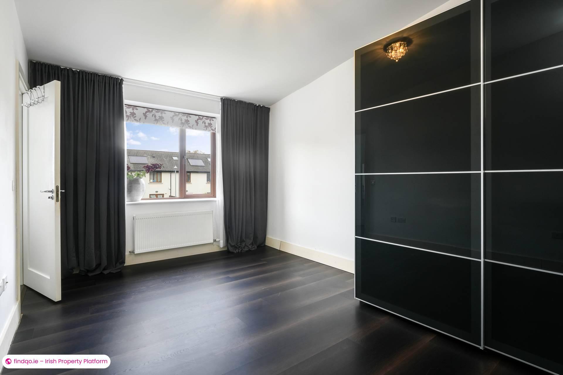 Terraced house for Sale in Lucan, Dublin (County)