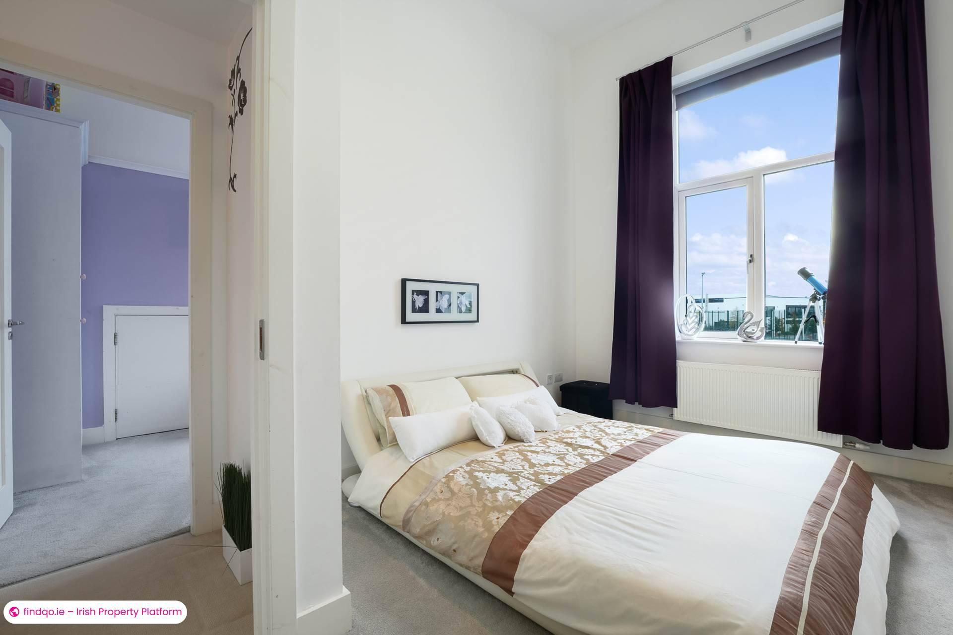 Terraced house for Sale in Lucan, Dublin (County)