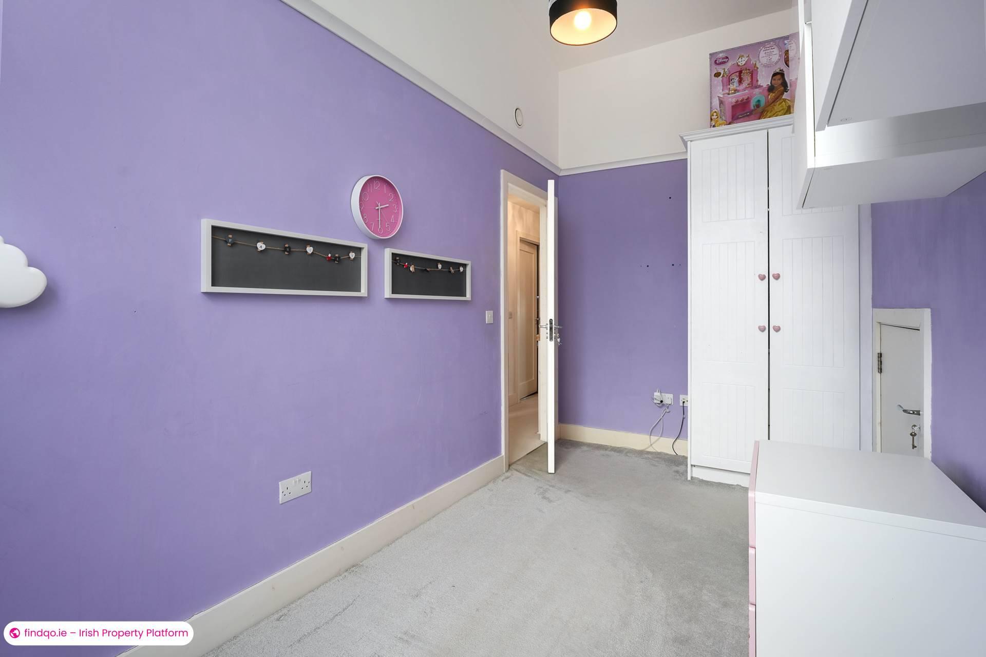 Terraced house for Sale in Lucan, Dublin (County)