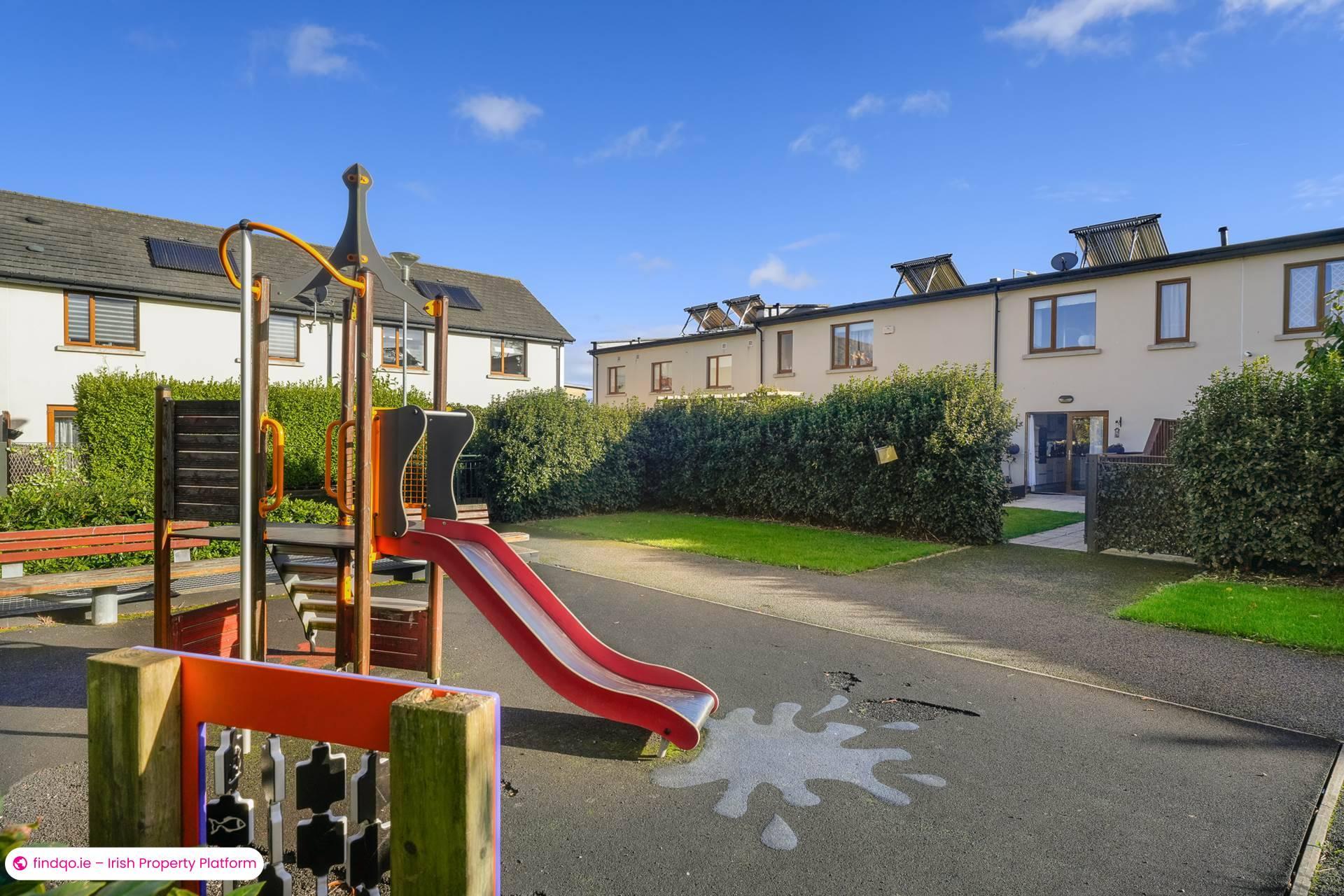 Terraced house for Sale in Lucan, Dublin (County)