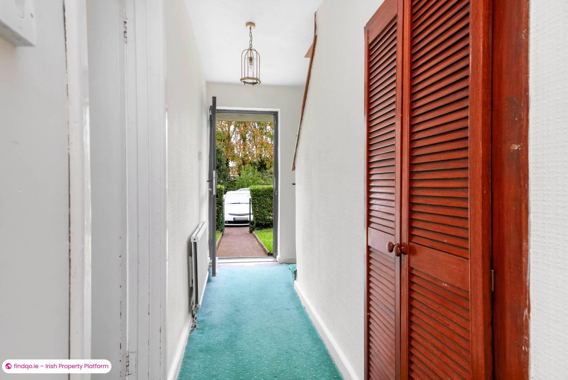 Semi-detached house for Sale in Stillorgan, Dublin (County)