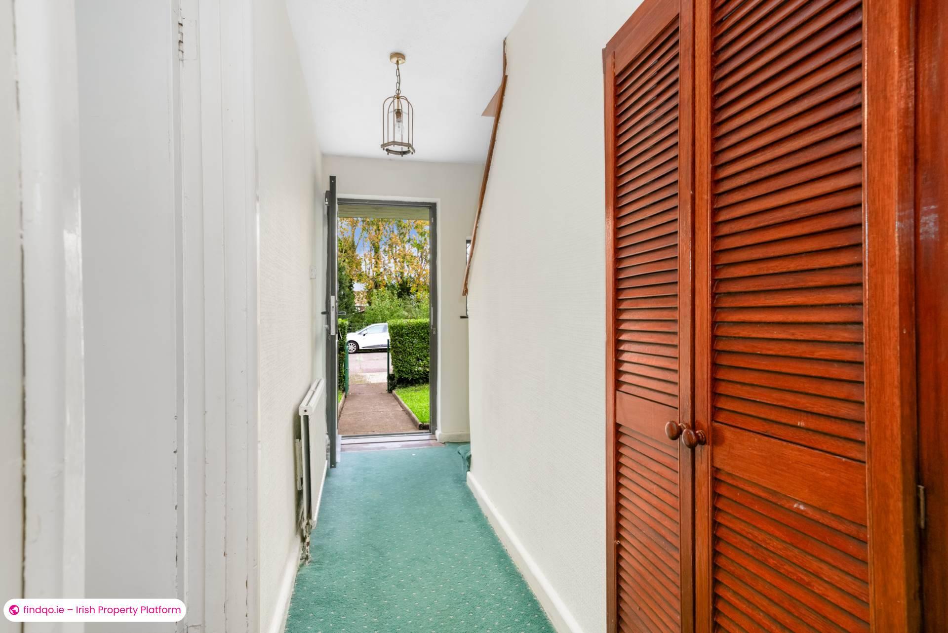 Semi-detached house for Sale in Stillorgan, Dublin (County)