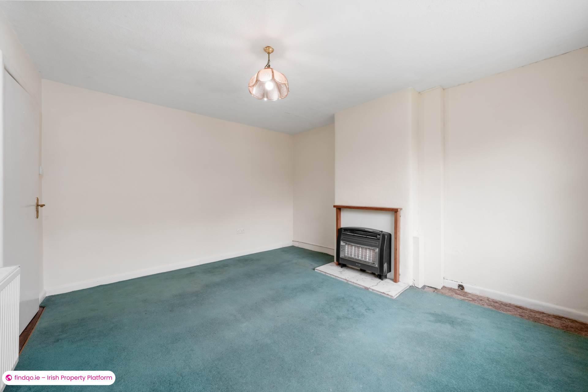 Semi-detached house for Sale in Stillorgan, Dublin (County)