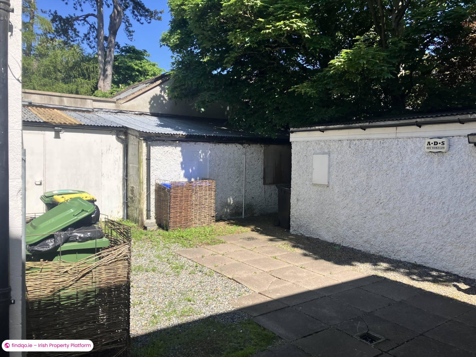 Retail Unit for Sale in Foxrock, Dublin 18