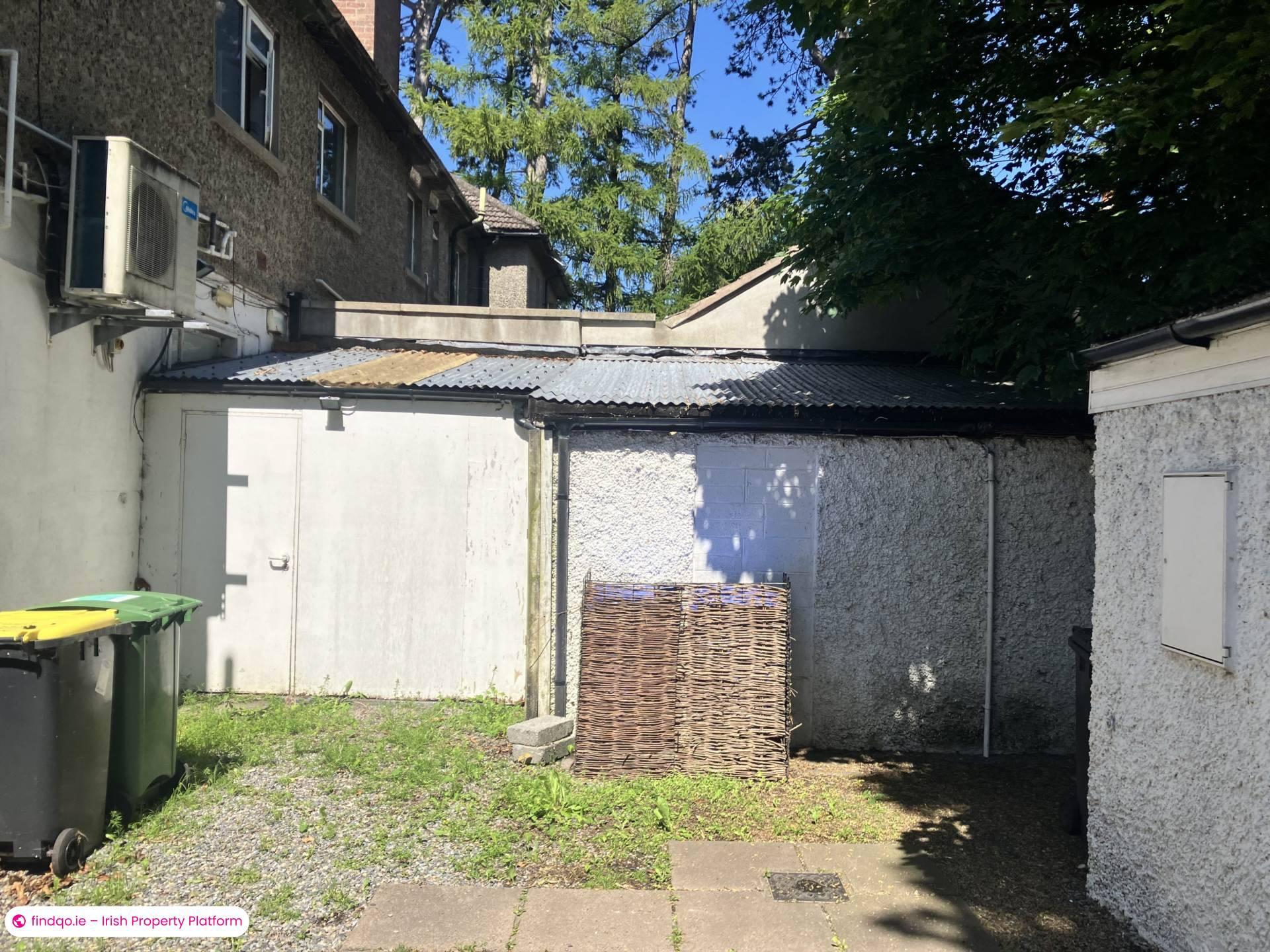 Retail Unit for Sale in Foxrock, Dublin 18