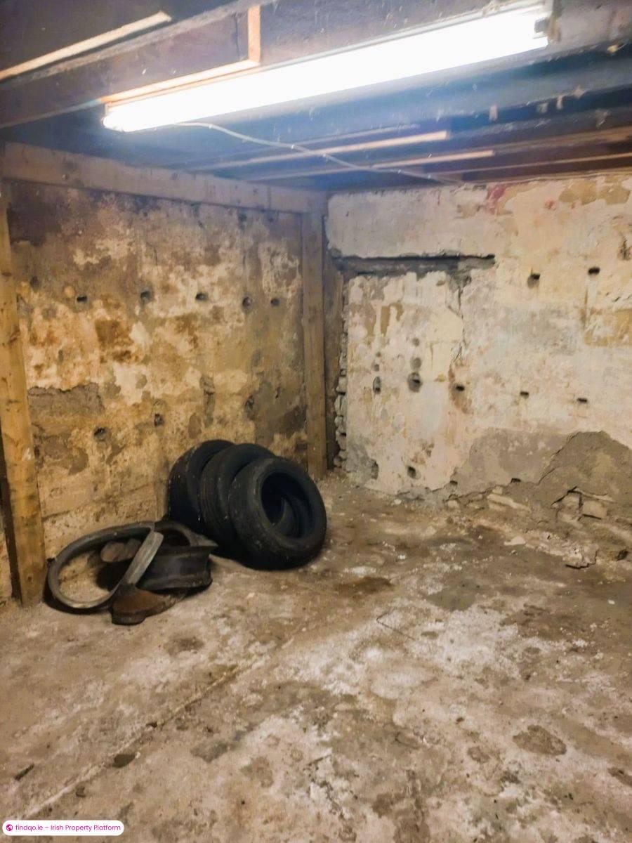 End of terrace house for Sale in Ballyhaunis, Mayo