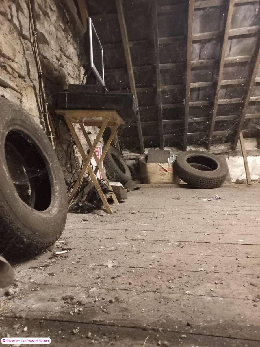 End of terrace house for Sale in Ballyhaunis, Mayo