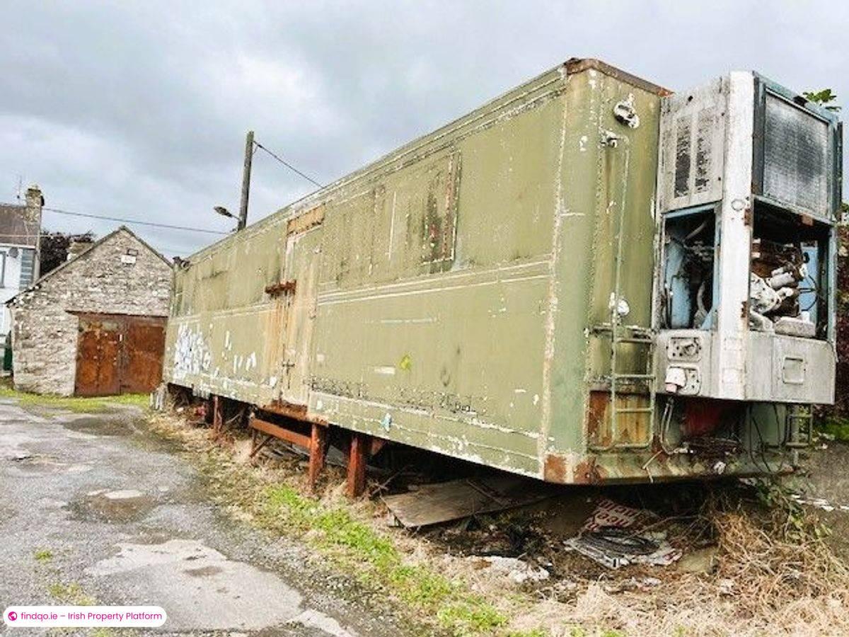 End of terrace house for Sale in Ballyhaunis, Mayo