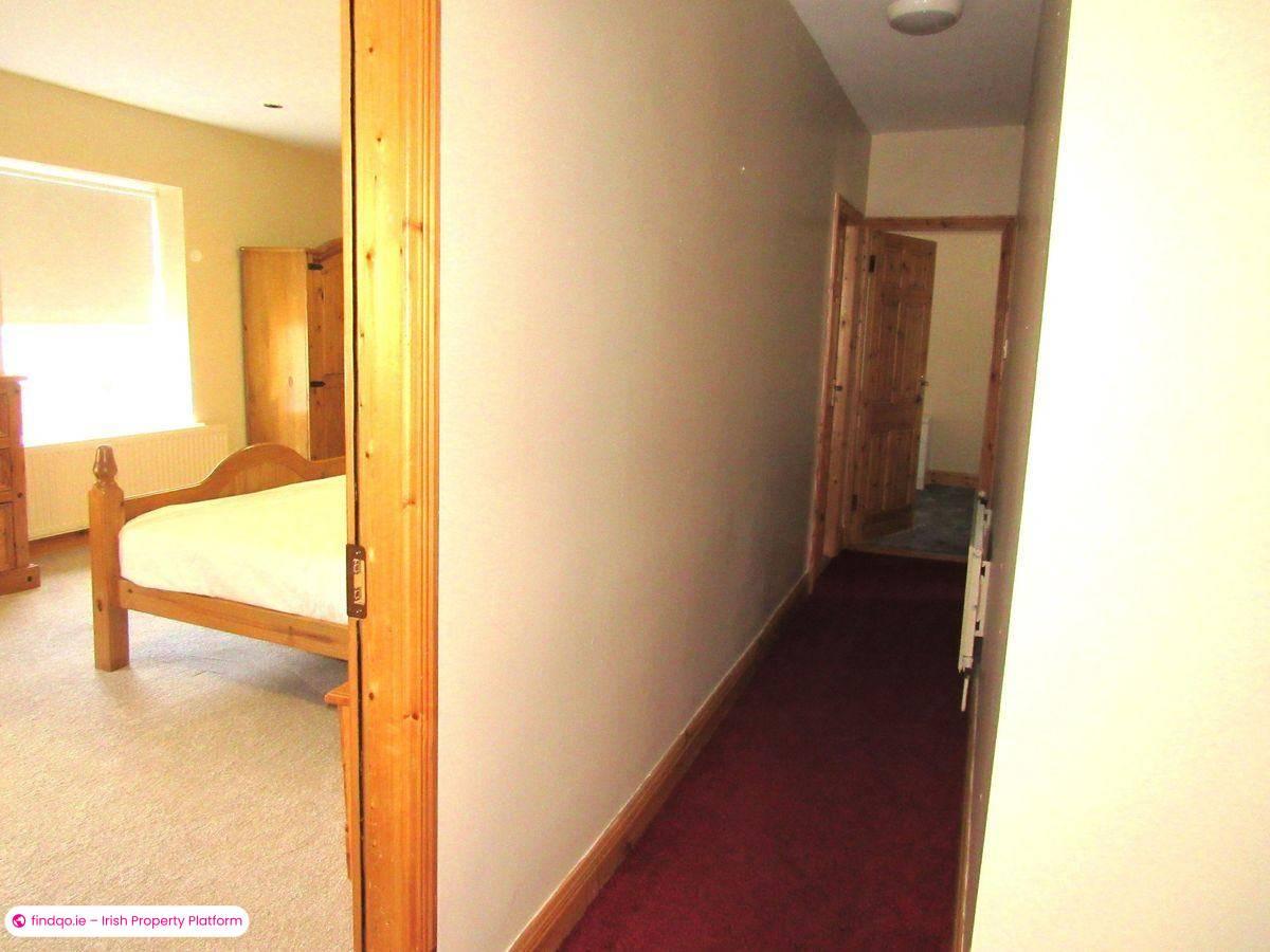 Semi-detached house for Sale in Ballyhaunis, Mayo