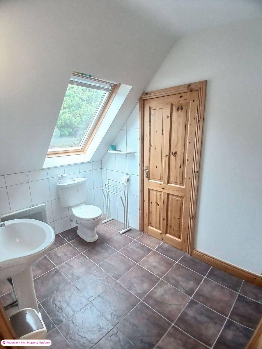 Detached house for Sale in Caherciveen, Co. Kerry, V23 C723