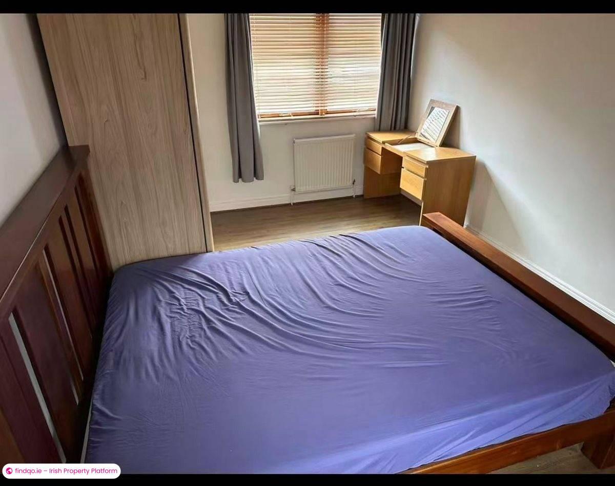 2 Bedroom House for Rent in Poppintree, Dublin 11