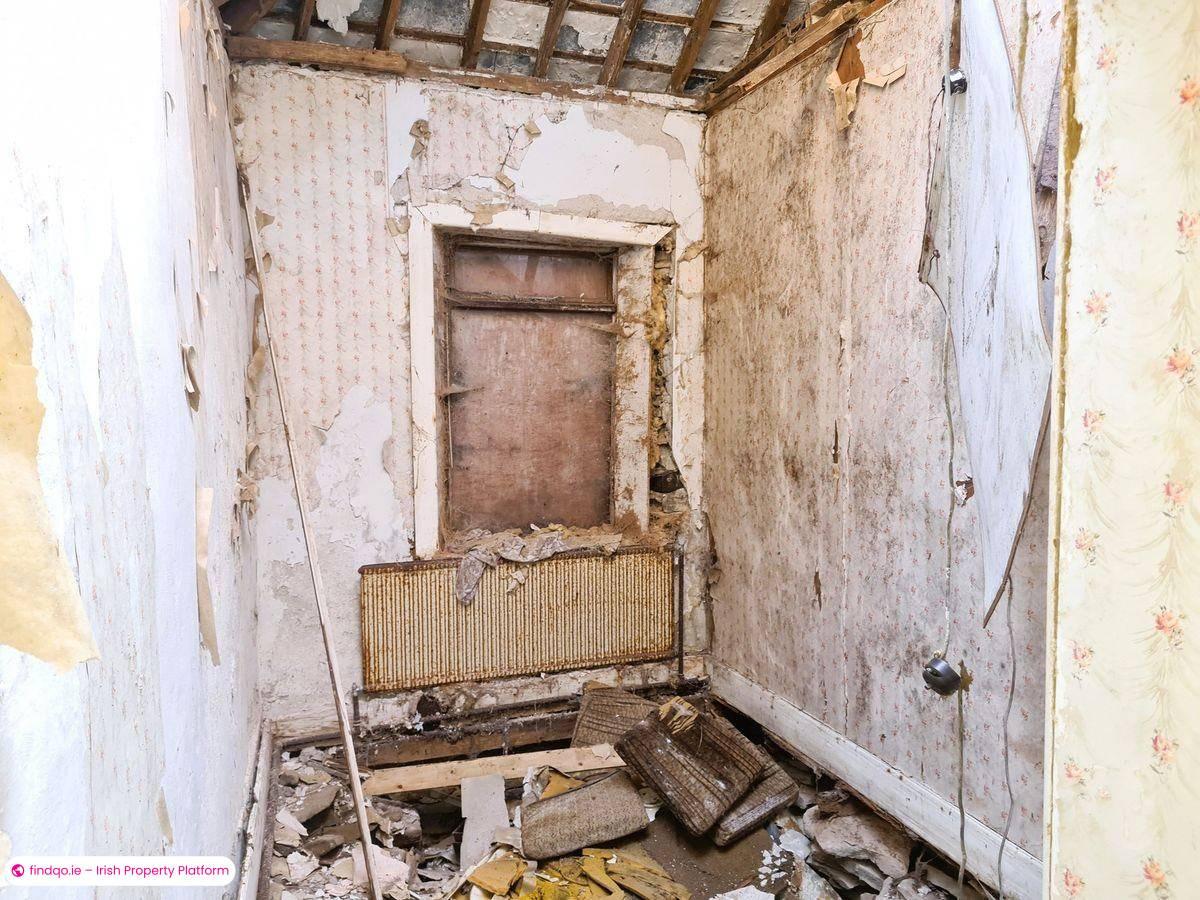 Detached house for Sale in Charlestown, Mayo