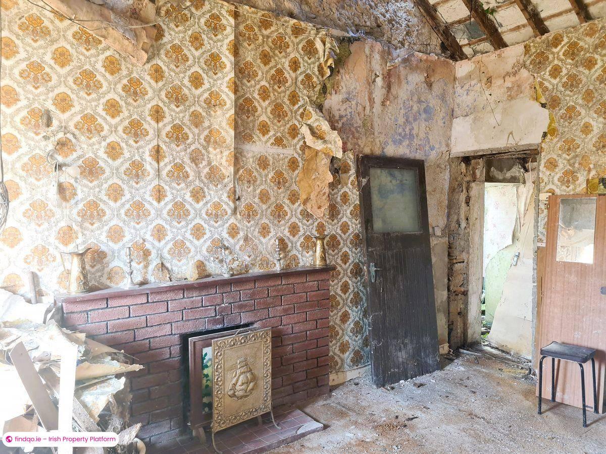 Detached house for Sale in Charlestown, Mayo