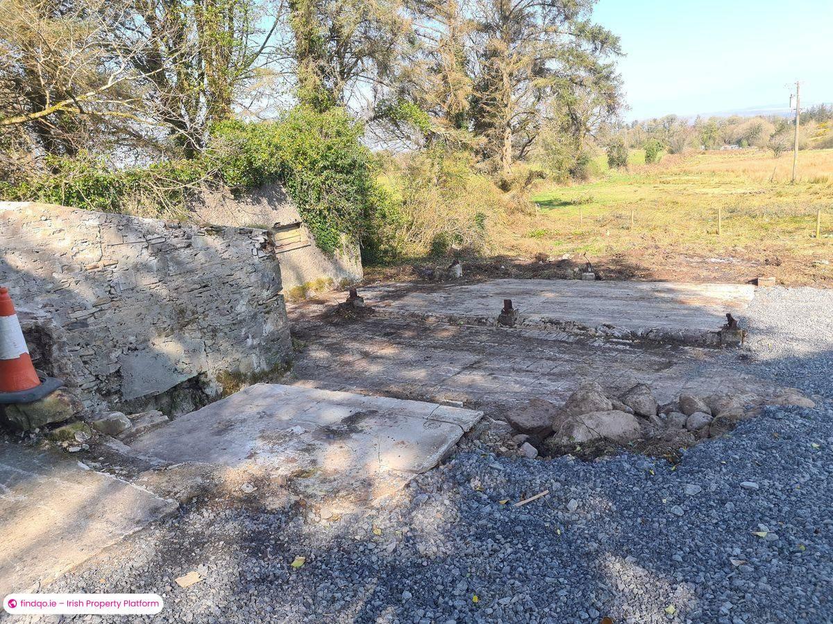 Detached house for Sale in Charlestown, Mayo