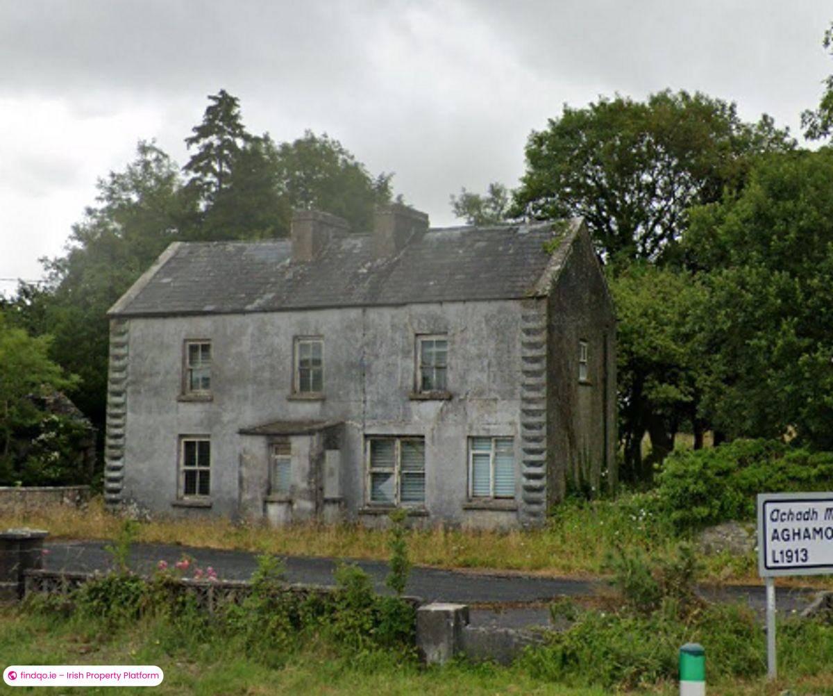 Detached house for Sale in Ballyhaunis, Mayo