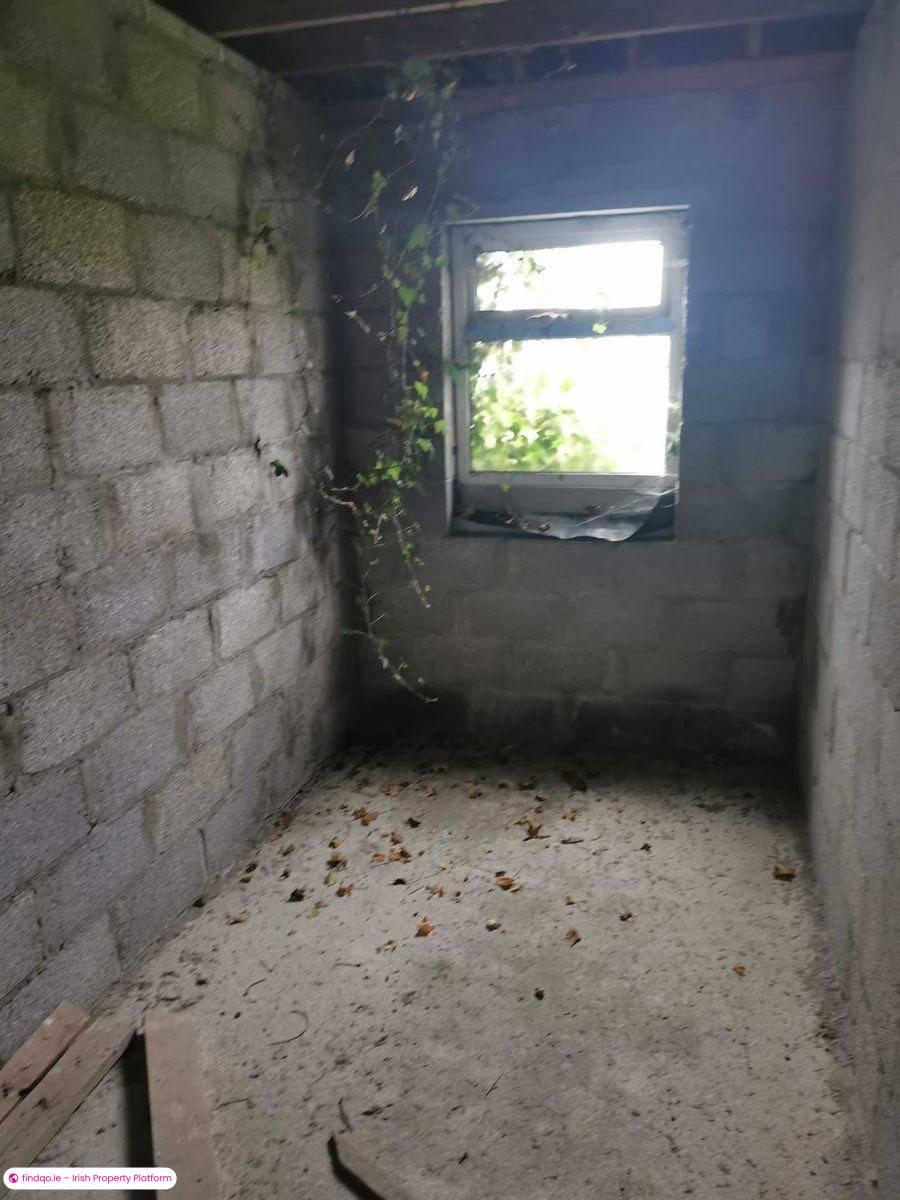 Detached house for Sale in Ballyhaunis, Mayo