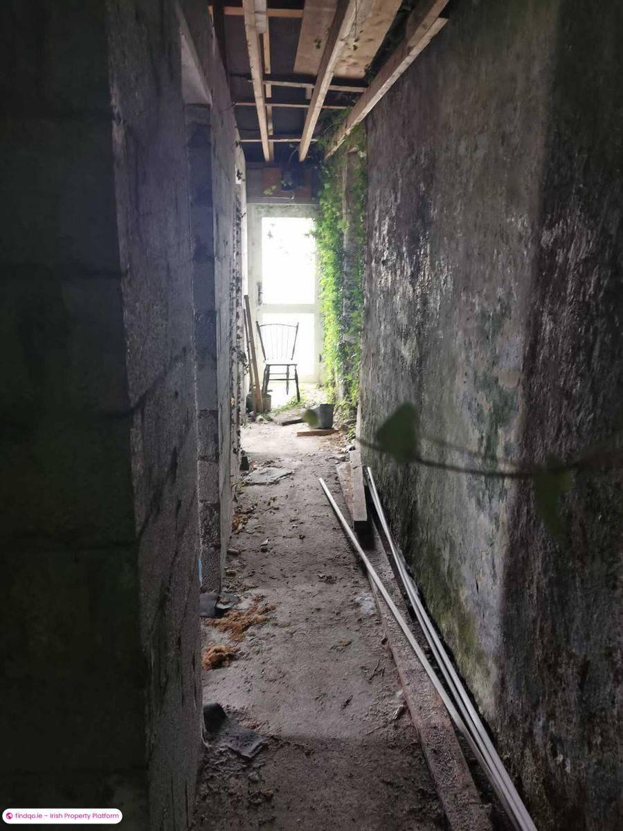 Detached house for Sale in Ballyhaunis, Mayo