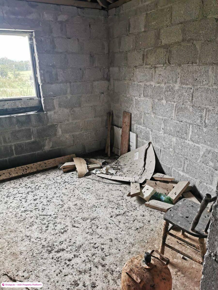 Detached house for Sale in Ballyhaunis, Mayo